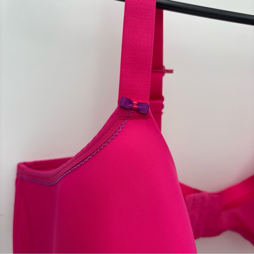 Elomi Fuchsia Bra with Purple Accents 42k - Picture 3 of 9